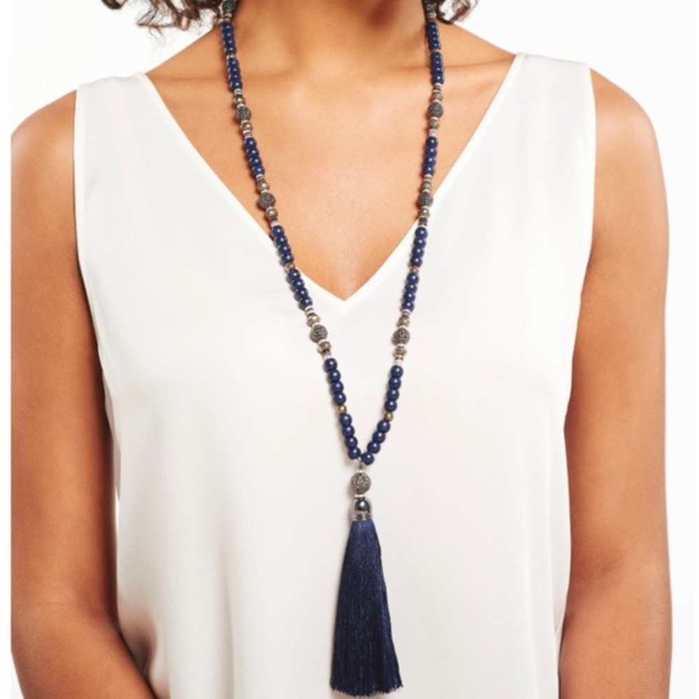 stella and dot trove tassel necklace navy